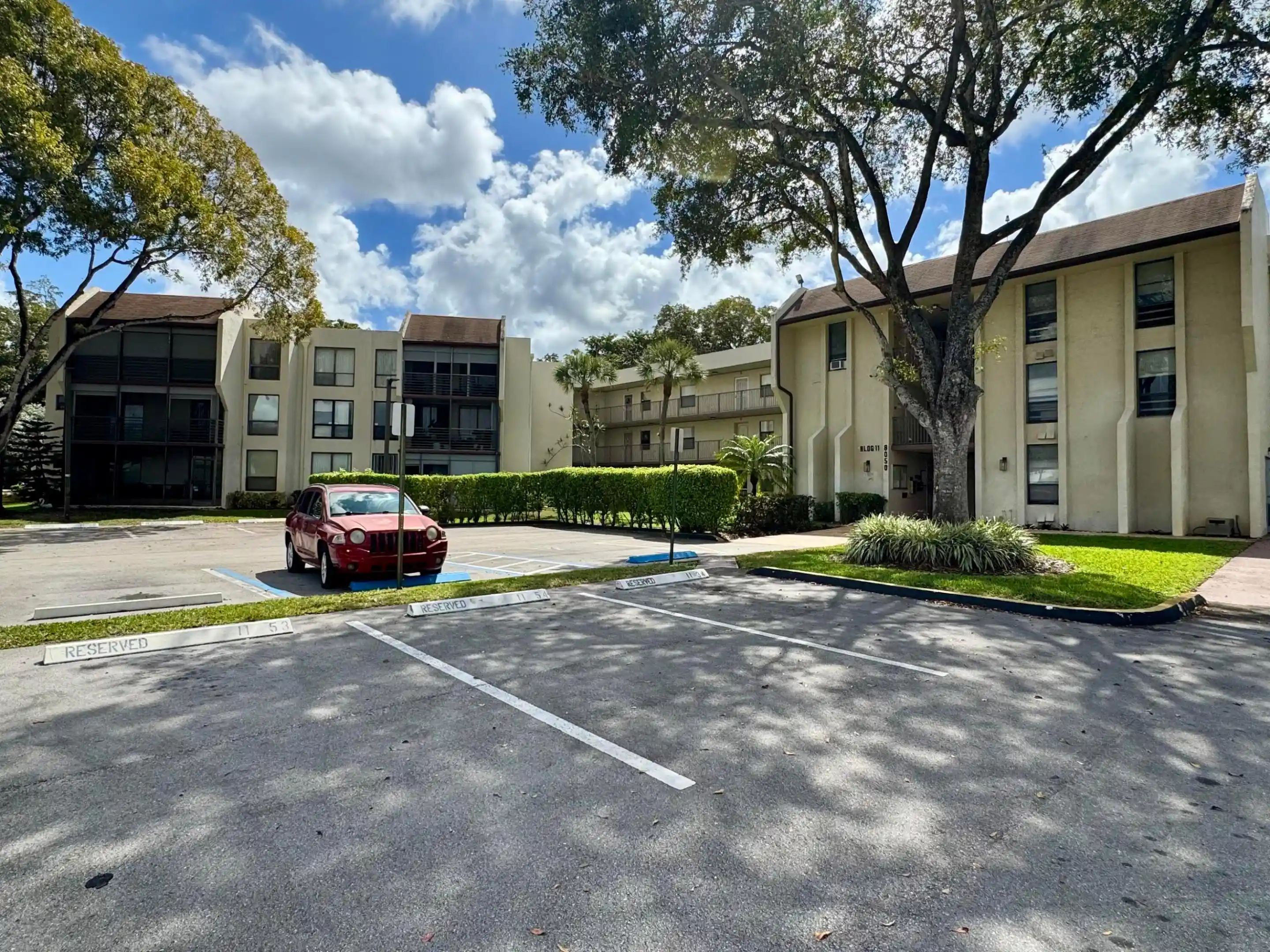 Listing Photo 1 - Condo for sale in 8050 W Mcnab Rd located at 8050 W Mcnab Rd, Tamarac, FL 33321 - Unit #320