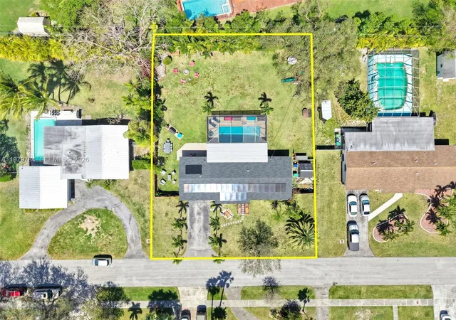 Homes for sale in Cutler Bay, FL | 8935 Sw 186th Ter, Cutler Bay, FL 33157 | MLS# A11979784