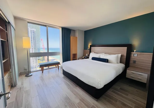 3rd image of 18683 Collins #2303, Sunny Isles Beach, FL 33160 | MLS# B26000377