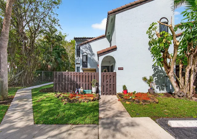Homes for sale in Boca Raton, FL | 22380 Pineapple Walk, Boca Raton, FL 33433 | MLS# B26000424
