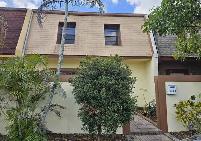 3rd image of 5966 Nw 24Th Ct, Sunrise, FL 33313 | MLS# A11964955