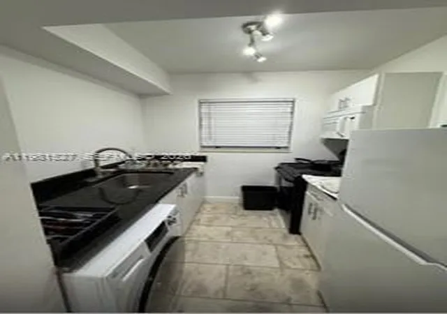 5th image of 1526 Pennsylvania Ave #15, Miami Beach, FL 33139 | MLS# A11981527