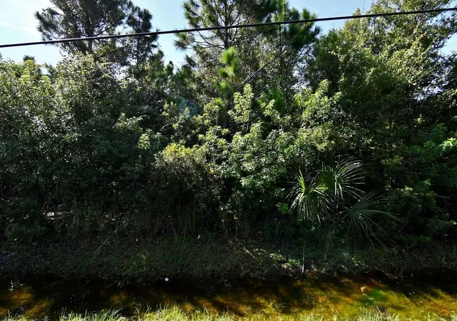Photo 1 of Land for sale at 0 Palmetto Dr, Fort Pierce, FL 34982 | MLS# B26000669 | Listing updated on 2026-10-07