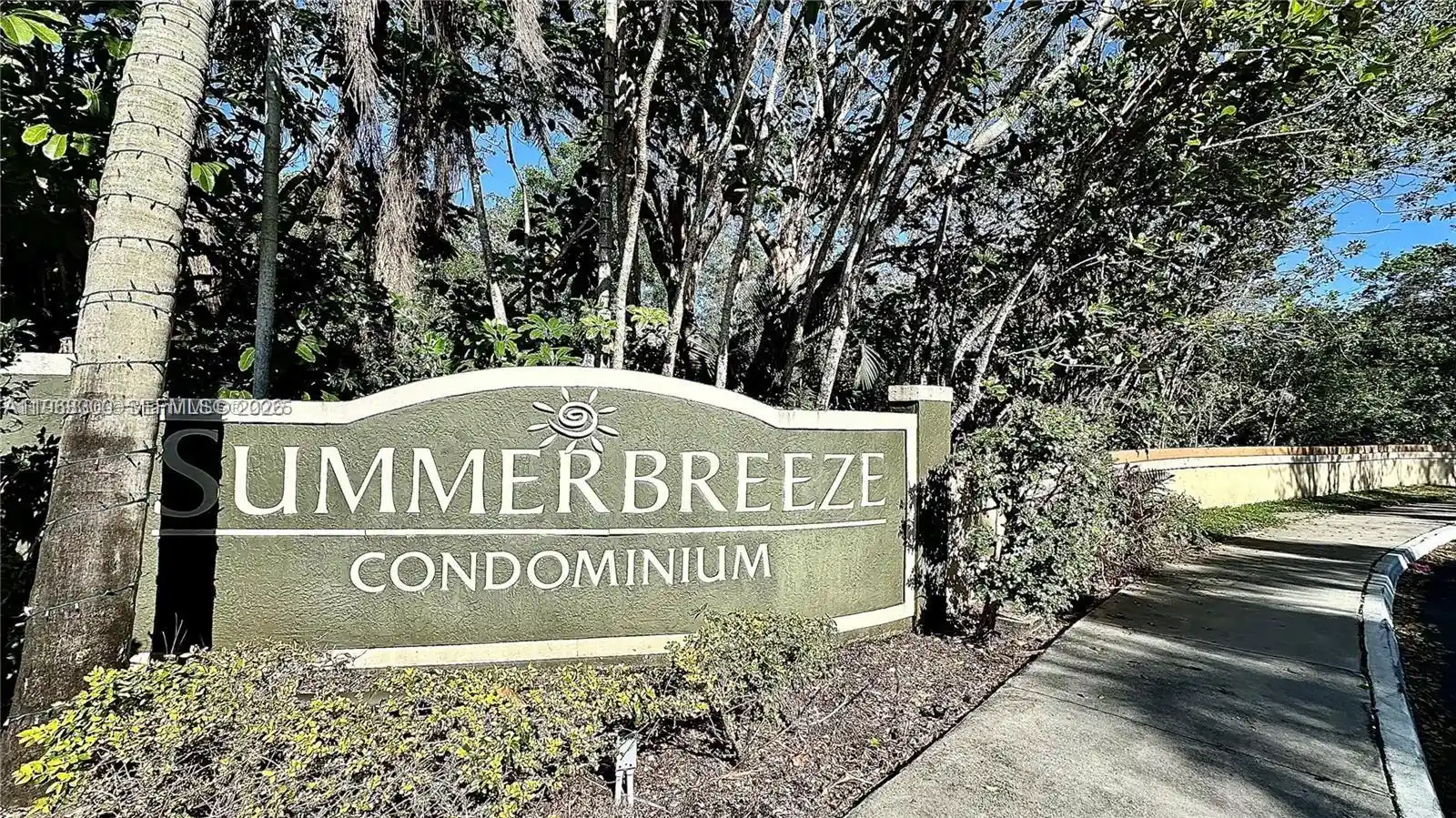Listing Photo 1 - Condo for sale in 9999 Summerbreeze Dr located at 9999 Summerbreeze Dr, Sunrise, FL 33322 - Unit #101