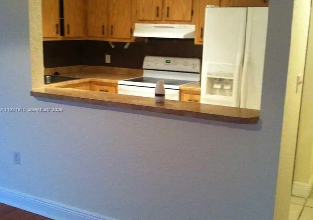 3rd image of 5530 Nw 44Th St #411C, Lauderhill, FL 33319 | MLS# A11981810