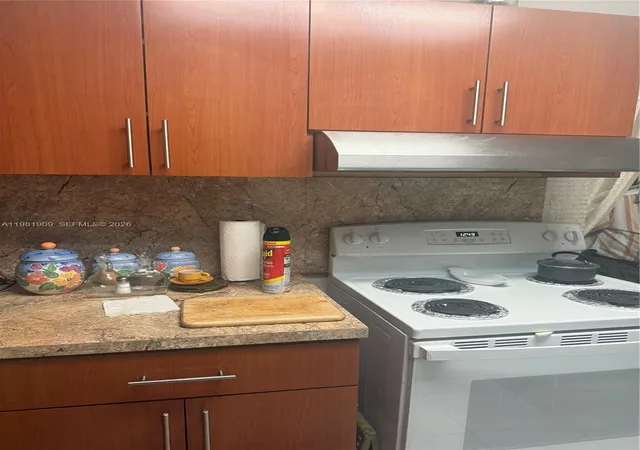 5th image of 16701 Ne 13Th Ave, Miami, FL 33162