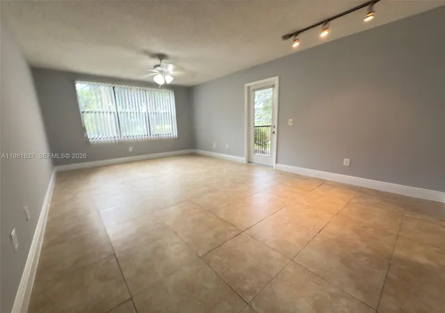 Homes for sale in Pompano Beach, FL | 4521 W Mcnab Rd #11, Pompano Beach, FL 33069 | MLS# A11981827