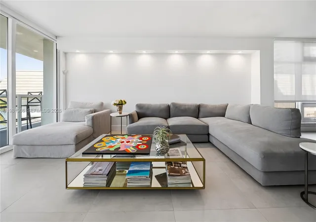 3rd image of 5750 Collins Ave #4F, Miami Beach, FL 33140 | MLS# A11981966