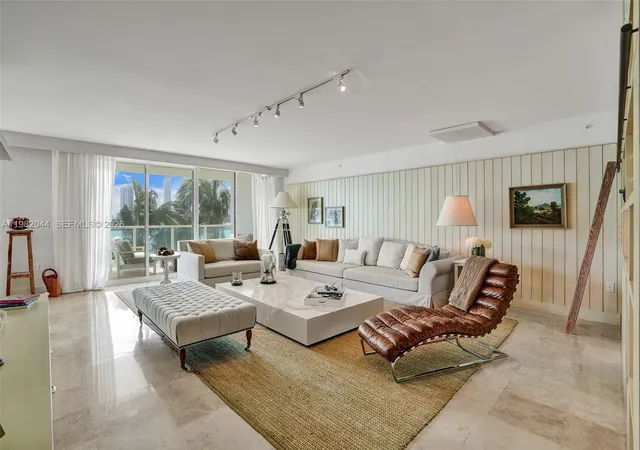 2nd image of 3201 Ne 183rd St #301, Aventura, FL 33160 | MLS# A11982044