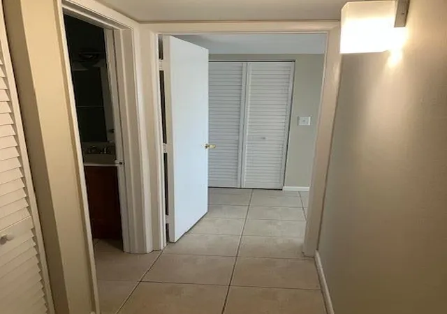 4th image of 1727 Vlg, West Palm Beach, FL 33409