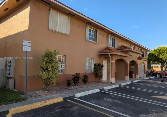 2nd image of 2485 W 76th St #109, Hialeah, FL 33016 | MLS# A11982168