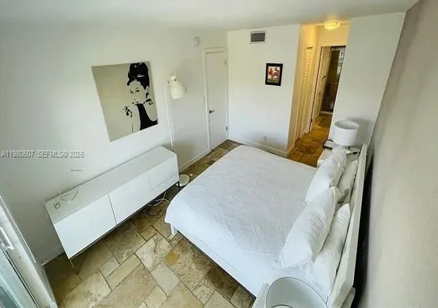 3rd image of 240 Galen Dr #314, Key Biscayne, FL 33149 | MLS# A11980507