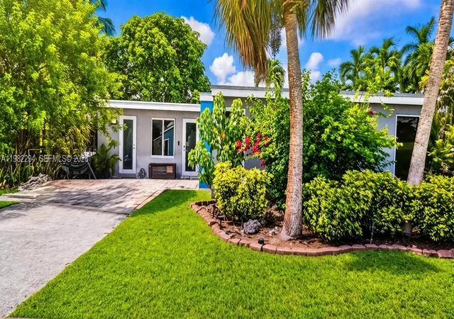 Homes for sale in Margate, FL | 5812 Nw 20th Ct, Margate, FL 33063 | MLS# A11982294