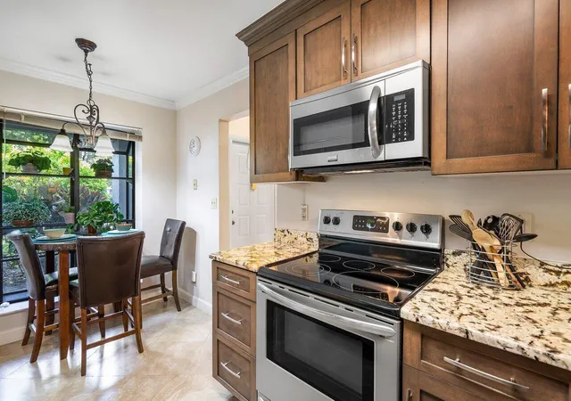 5th image of 5020 Golfview #1415, Delray Beach, FL 33484 | MLS# B26001314