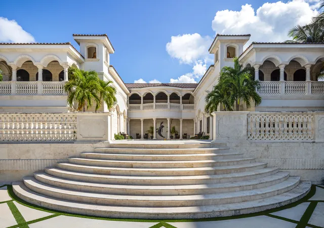 Photo 3 of Mansion for sale at 1075 Hillsboro Mile, Hillsboro Beach, FL 33062 | MLS# B26001470 | Listing updated on 2026-10-06