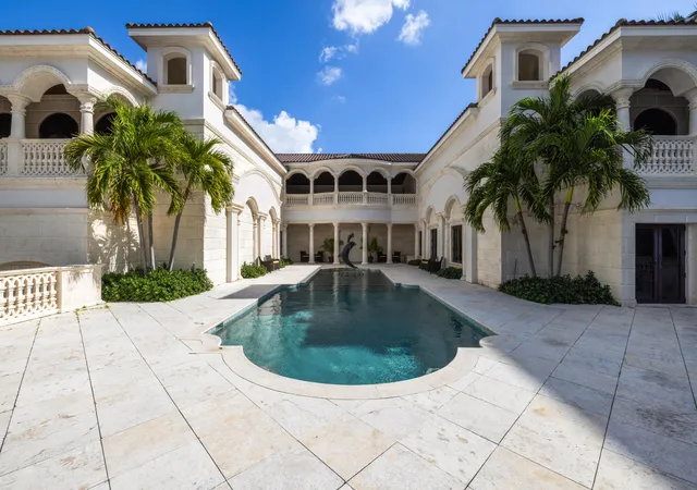 Photo 3 of Single family home for sale at 1075 Hillsboro Mile, Hillsboro Beach, FL 33062 | MLS# B26001470 | Listing updated on 2026-10-06