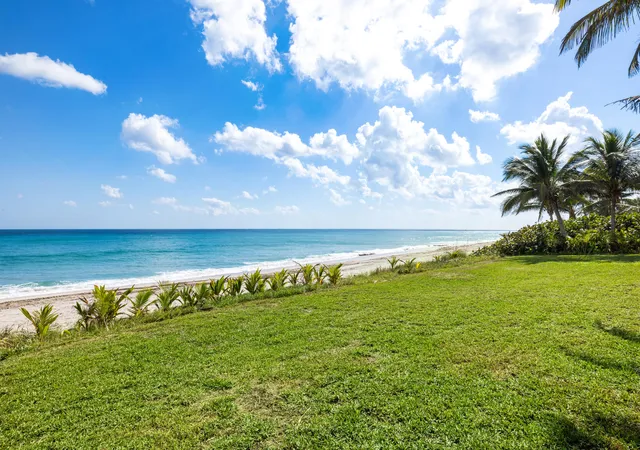 Photo 4 of Single family home for sale at 1075 Hillsboro Mile, Hillsboro Beach, FL 33062 | MLS# B26001470 | Listing updated on 2026-10-06