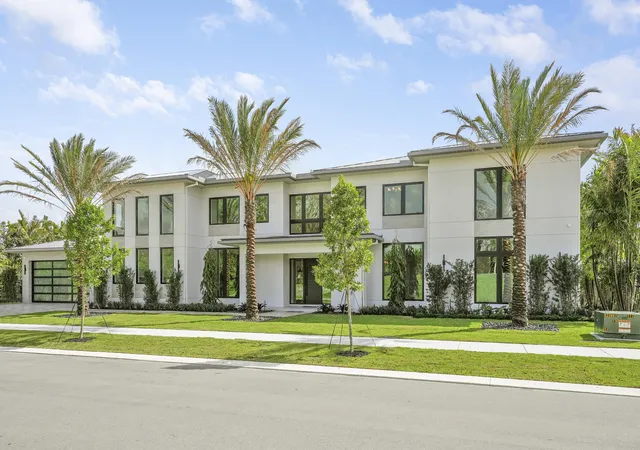 Photo 2 of Mansion for sale at 11237 Polo Park Trl, West Palm Beach, FL 33414 | MLS# B26001569 | Listing updated on 2026-10-08