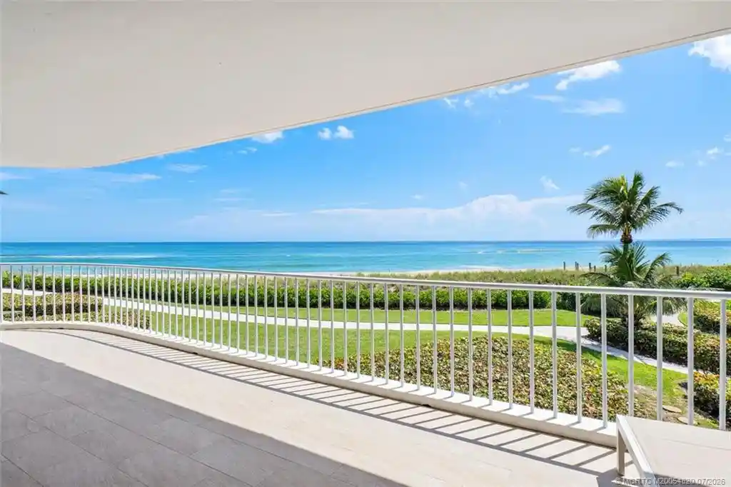 2001 Se Sailfish Pt Blvd, 2001 Se Sailfish Pt Blvd, Stuart, FL 34996