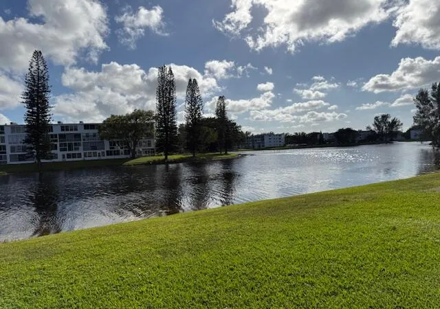 9th image of 3092 Westbury H #3092, Deerfield Beach, FL 33442 | MLS# B26001817