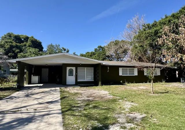 Photo 1 of Single family home for sale at 2110 Cortez Blvd, Fort Pierce, FL 34982 | MLS# B26001882 | Listing updated on 2026-09-21