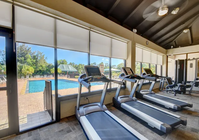 2nd image of 5903 Parkwalk Dr, Boynton Beach, FL 33472