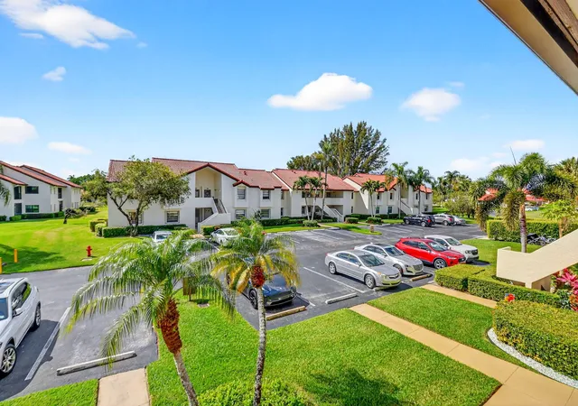 4th image of 5903 Parkwalk Dr #623, Boynton Beach, FL 33472 | MLS# B26001865