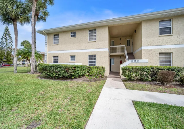 1st image of 1552 Se Royal Green Cir #O-103, Port St Lucie, FL 34952 | MLS# B26002247