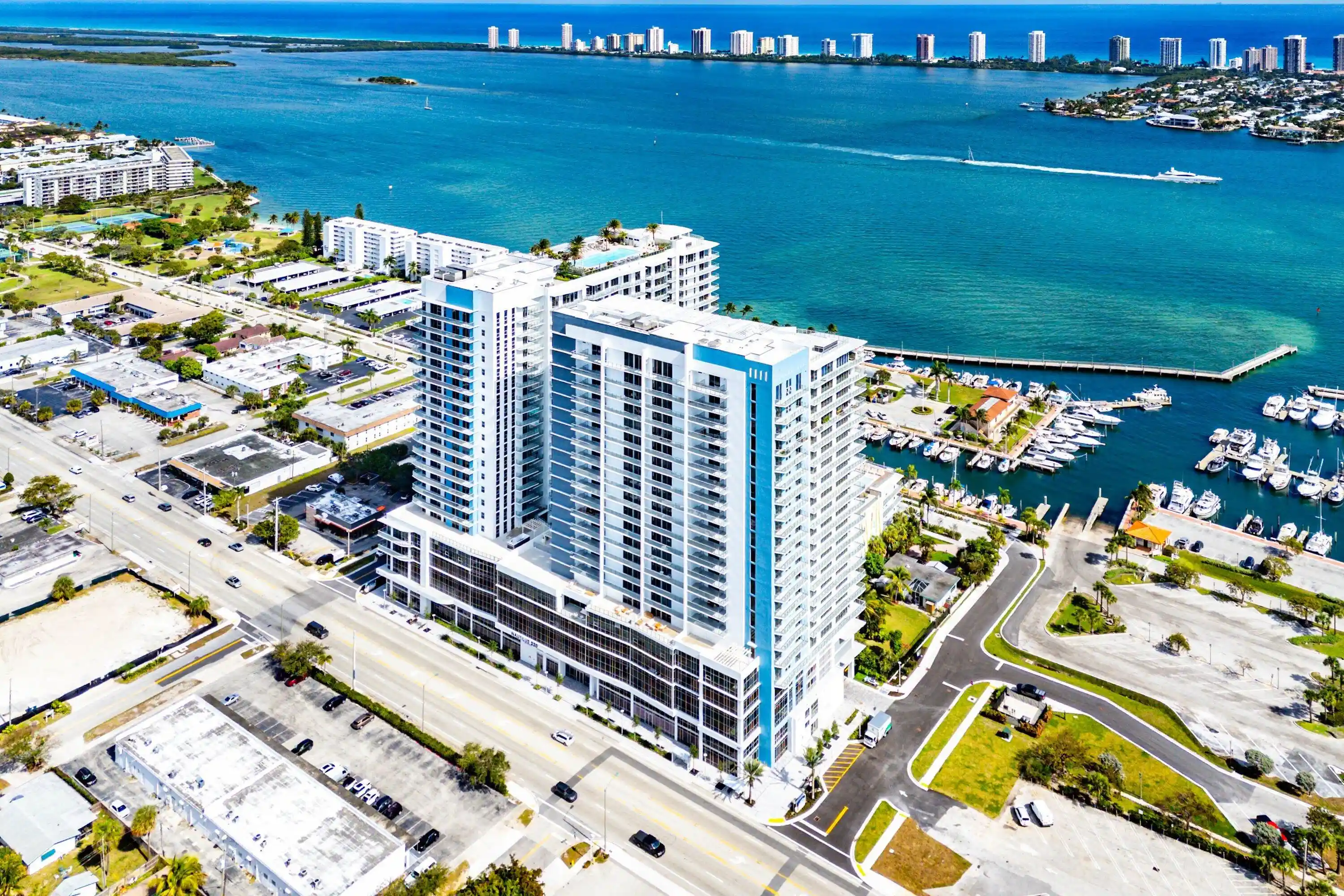 Listing Photo 1 - Condo for sale in 220 Lake Shore Dr located at 220 Lake Shore Dr, Lake Park, FL 33403 - Unit #1613