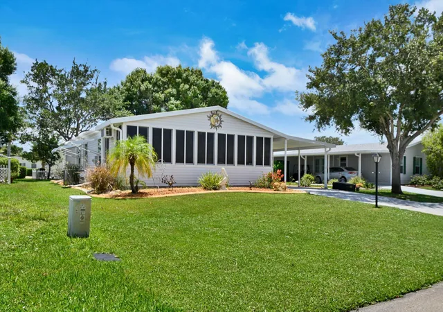4th image of 3713 Pendula Cir, Port St Lucie, FL 34952 | MLS# B26002273