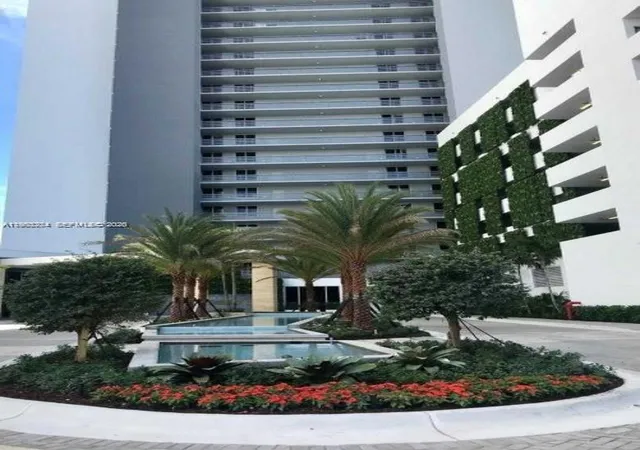 1st image of 16385 Biscayne Blvd #2702, North Miami Beach, FL 33160 | MLS# A11983274