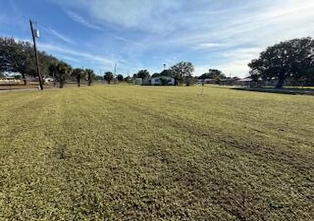 5th image of 1063 Louisiana Ave, Clewiston, FL 33440 | MLS# B26002602