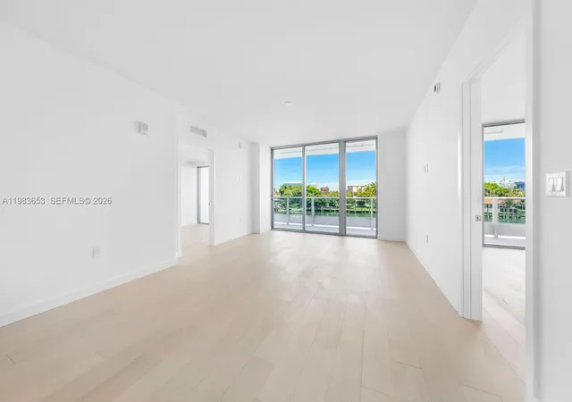 5th image of 9221 E Bay Harbor Dr #409, Bay Harbor Islands, FL 33154 | MLS# A11983653