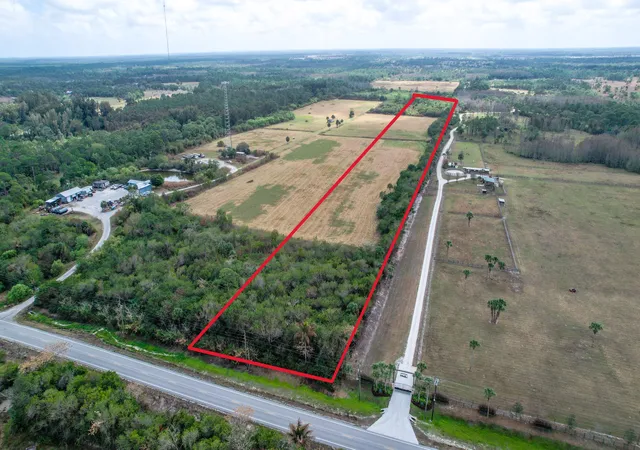 Photo 3 of Land for sale at 0 Se Bridge Rd, Hobe Sound, FL 33455 | MLS# B26002710 | Listing updated on 2026-09-24