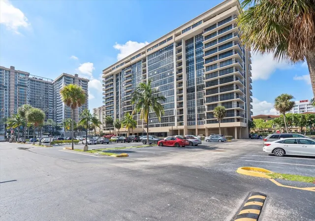 25th image of 2049 S Ocean Dr #210, Hallandale Beach, FL 33009 | MLS# A11983743
