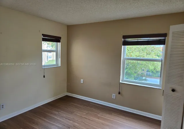 5th image of 9261 Sunrise Lakes Blvd, Sunrise, FL 33322