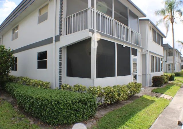 Homes for sale in Delray Beach, FL | 638 Saxony N, Delray Beach, FL 33446 | MLS# B26003099