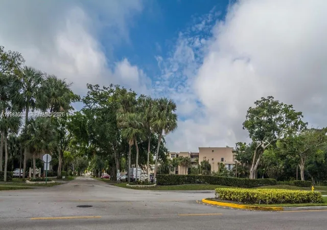 2nd image of 9430 Live Oak Pl, Davie, FL 33324