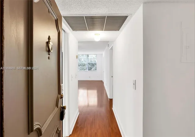 2nd image of 9430 Live Oak Pl #407, Davie, FL 33324 | MLS# A11984005