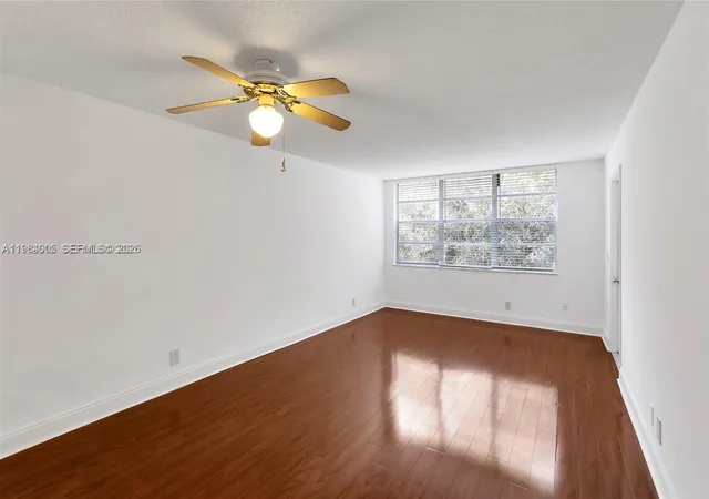 5th image of 9430 Live Oak Pl #407, Davie, FL 33324 | MLS# A11984005