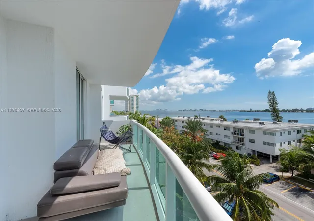 5th image of 7910 Harbor Island Dr #502, North Bay Village, FL 33141 | MLS# A11983497
