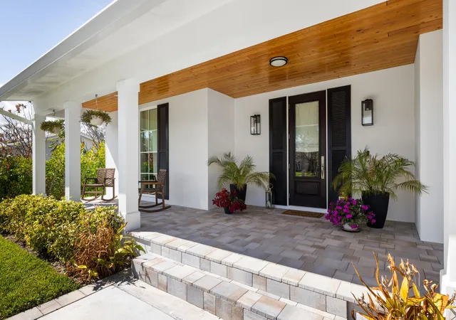 Photo 3 of Single family home for sale at 5169 Se Horseshoe Point Rd, Stuart, FL 34997 | MLS# B26003206 | Listing updated on 2026-09-23
