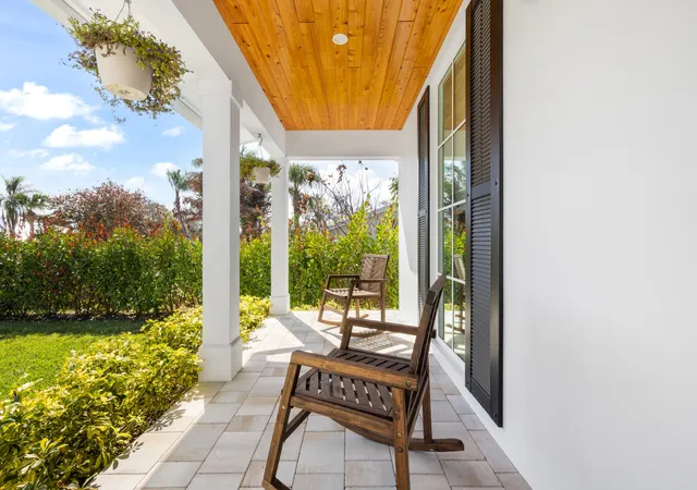 Photo 3 of Single family home for sale at 5169 SE Horseshoe Point Rd, Stuart, FL 34997 | MLS# B26003206 | Listing updated on 2026-09-23