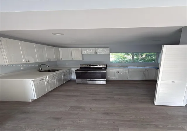 1st image of 629 9th St, West Palm Beach, FL 33401 | MLS# A11984498