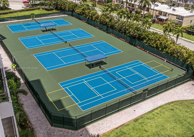 28th image of 2500 Parkview Dr #509, Hallandale Beach, FL 33009 | MLS# A11984501