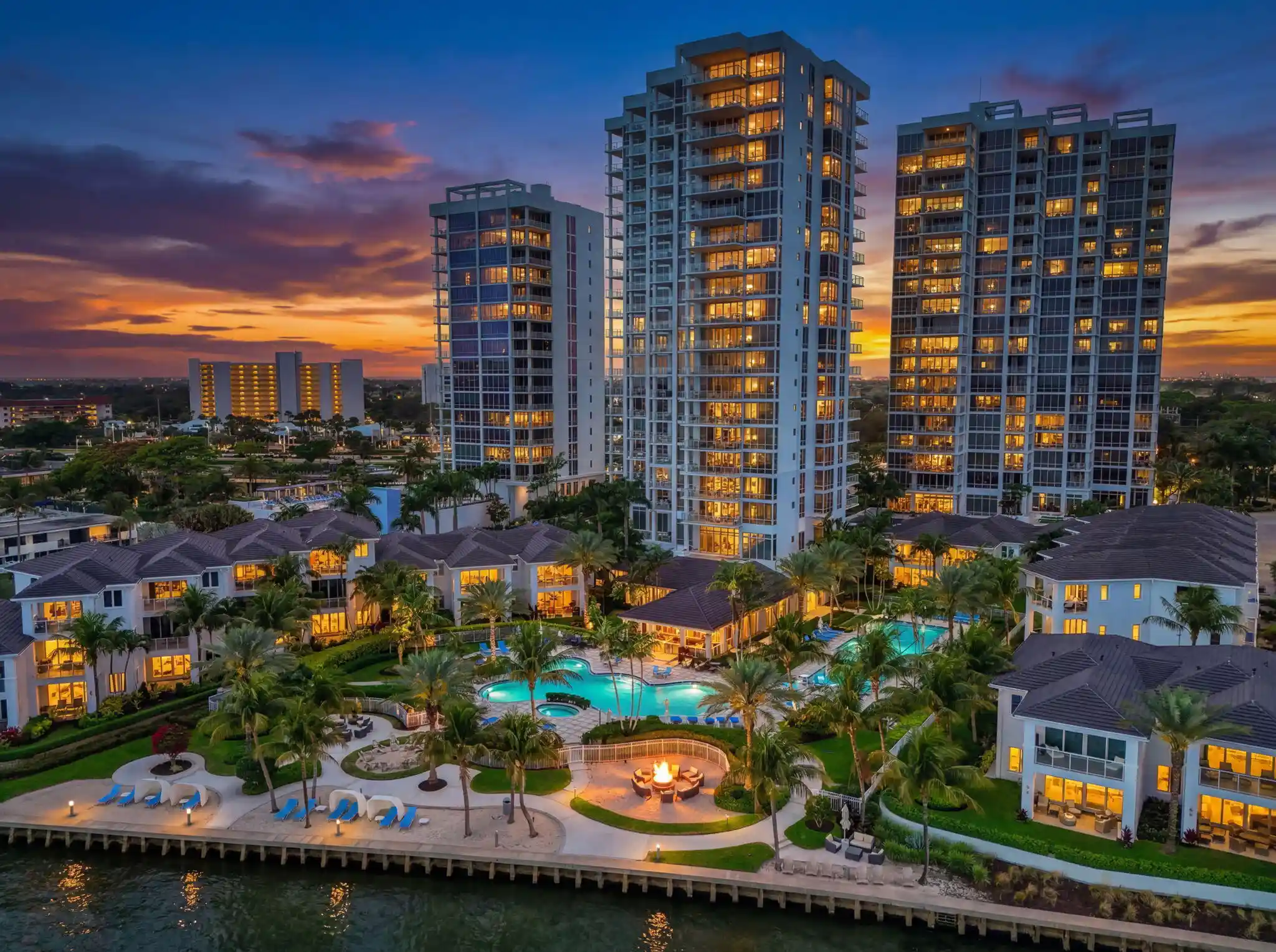 Listing Photo 1 - Condo for sale in 2 Water Clb Wy located at 2 Water Clb Wy, South Palm Beach, FL 33408 - Unit #2001