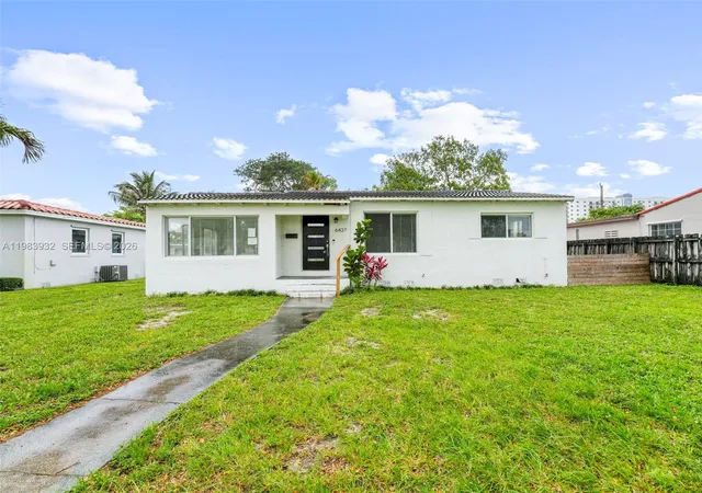 3rd image of 6437 Sw 10Th St, West Miami, FL 33144 | MLS# A11983932