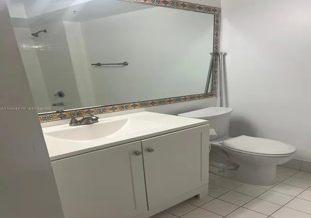 2nd image of 155 Nw 96Th Ter, Pembroke Pines, FL 33024