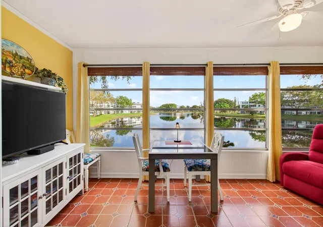 Homes for sale in Deerfield Beach, FL | 2073 Cambridge D, Deerfield Beach, FL 33442