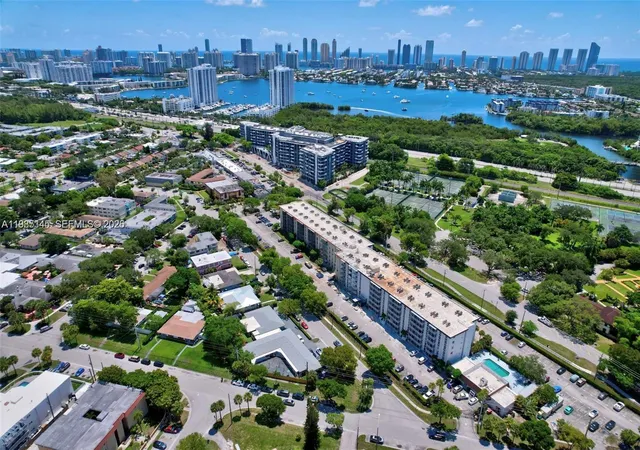 4th image of 16950 W Dixie Hwy A-529, North Miami Beach, FL 33160